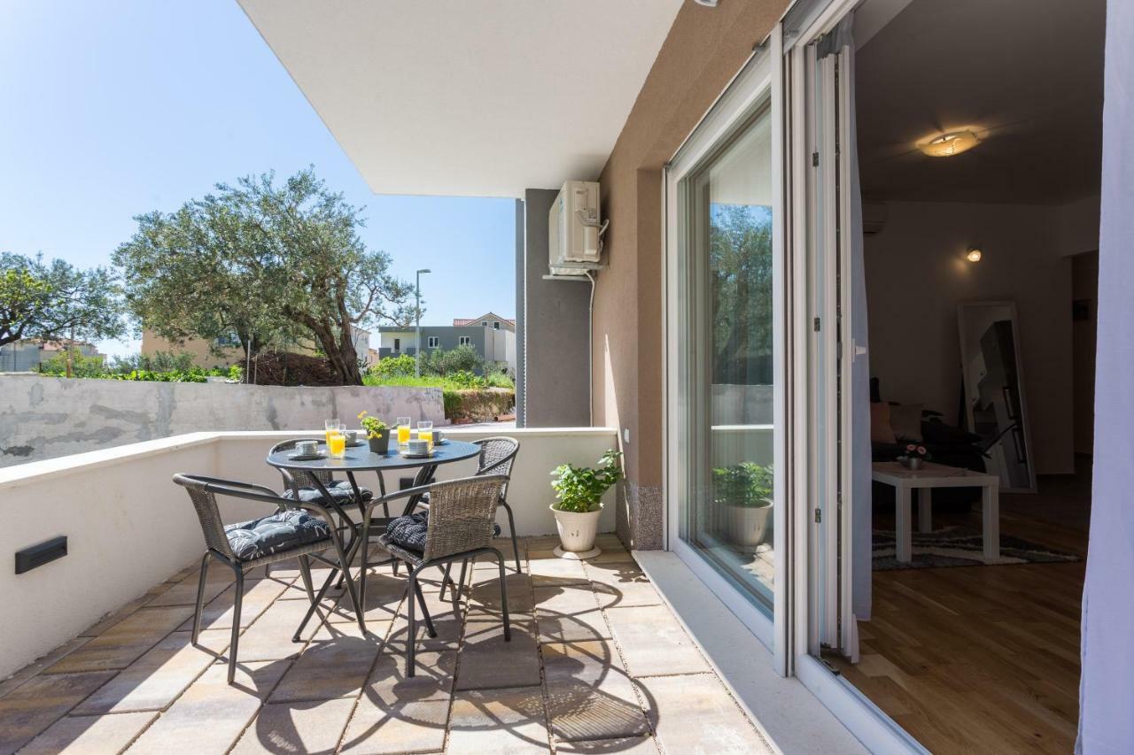 Appartamento Apartman Matea Podstrana Esterno foto