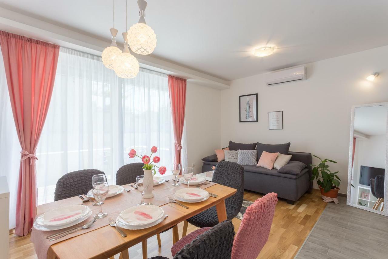 Appartamento Apartman Matea Podstrana Esterno foto